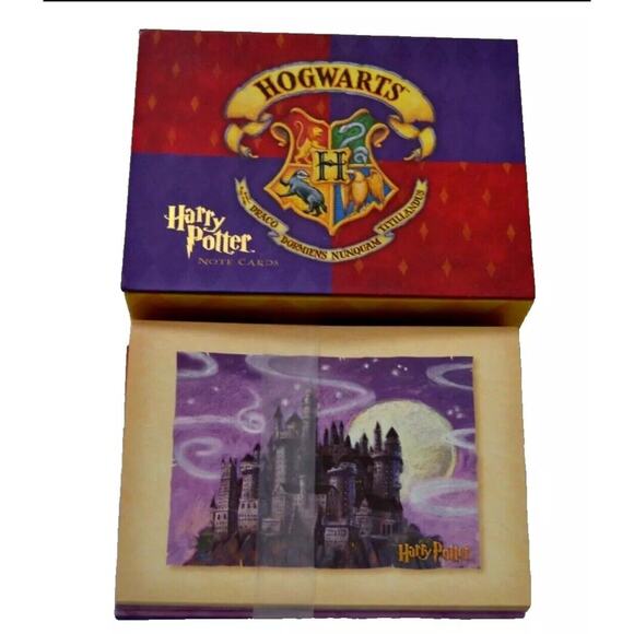 HOGWARTS HARRY POTTER 18 Note Cards & Envelopes Boxed 6x3 Designs Vintage NIB - Picture 2 of 3
